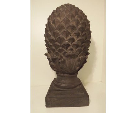 G541XL-DG Garden Pineapple XL. Hoogte : 58 cm., breedte : 27 cm., basis : 23x23 cm. Dark-grey.