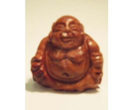 H2010002 Hout. Wortelhouten lucky boeddha medium hoogte 5 cm.