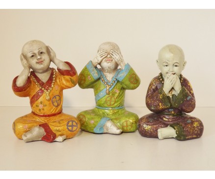 P1035241/243/249 Poly. Monnik horen-zien-zwijgen colour. Hoogte : 15 cm. Prijs is per set.