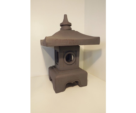 G1375-G Garden 3-delige pagode (top/dak/basis) klassiek model. LxBxH : 34x34x50 cm. Licht-dark-grey/ granite.