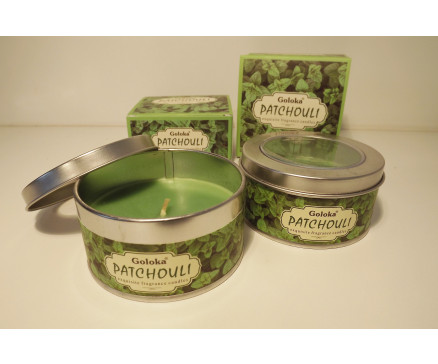 8355611 Geurkaars. Geurkaars Goloka Patchouli in versierd blikje (diameter 8 cm./ hoogte 4 cm.) met venstertje. Verpakt in mooi kartonnen doosje 8,5x8,5x4,5 cm. 