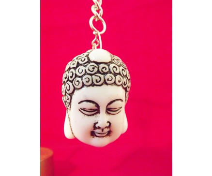 7102033 Sleutelhanger hoofd boeddha 4 cm. Per 12 stuks verpakt. Prijs is per 12 stuks.