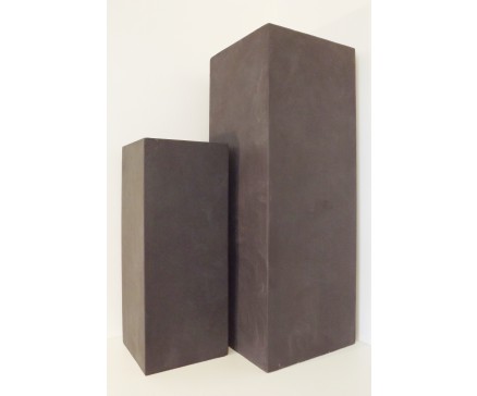 G515-DG Garden set van 2 pilaren/sokkels strak en effen lxbxh : 24x24x60 en 33x33x90 cm. donkergrijs. Prijs is per set.