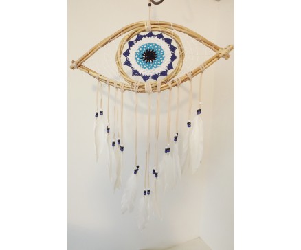 8530096 Dreamcatcher. Dreamcatcher knitted blue eye oval. Length : 70 cm.