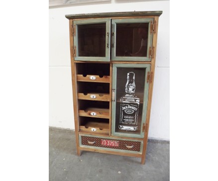 H17PJ1209R Meubel. Houten vintage-look kast. 3 deurtjes met glas, "Jack Daniels" afbeelding, 1 lade en 4 vakjes. LxBxH : 65x35x120 cm.