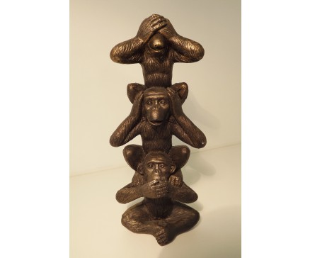P1035659 Poly. Monkeys tower horen-zien-zwijgen goud-bruin. Hoogte : 20 cm.