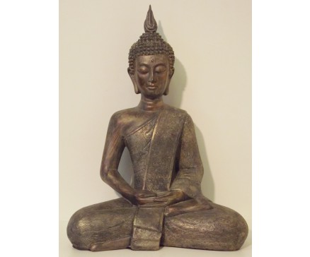 P1035512 Poly. Zittende Thai boeddha. Hoogte : 42 cm.