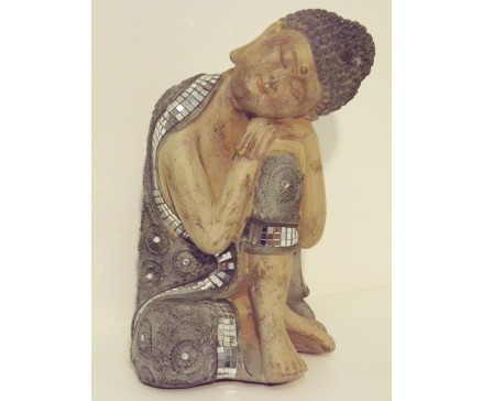 P1035804 Poly. Slapende japanse boeddha groen-blauw met spiegeltjes. Hoogte : 23 cm.