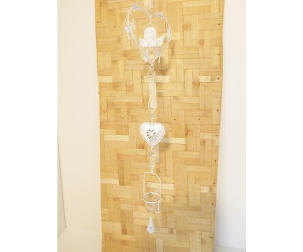 M5815856 Metal hanging Cupid-heart-candleholder. Length : 100 cm. Per 4 stuks verpakt. Prijs is per 4 stuks.