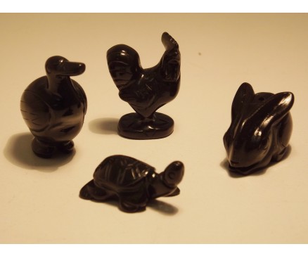 4107100S Edelsteen. set van 4 onyx beestjes +/- 3 cm. Schildpad, eend, konijn, haan.