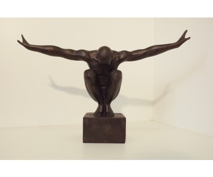 P1035705 Poly. Sportman in positie M LxBxH : 49x17x32 zwart.