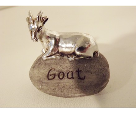 ST1036019 Stone Zodiac Goat. 6 x 6 cm. Per 4 stuks verpakt. Prijs is per 4 stuks.