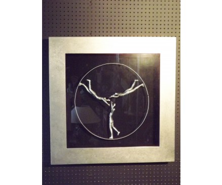 T23156 tableau drie dansers in cirkel in zilveren lijst 80 x 80 cm.