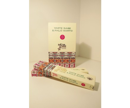 W8355305 Wierook Green Tree Native White Sage / Palo Santo. Box met 12 pakjes (afbeelding van de verpakking kan afwijken van het te leveren product).