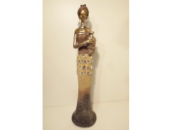 P1035134 Poly African Crystal. Afrikaanse dame met pot. Hoogte : 53 cm.