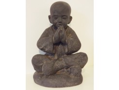 G1999-DG Garden. Shaolin monnik biddend. Hoogte : 46 cm. Dark-grey.