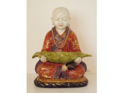 P1035245 Poly. Monnik met blad colour. Hoogte : 24 cm.