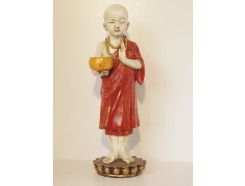 P1035248 Poly. Staande monnik met offerschaal large colour. Hoogte : 65 cm.