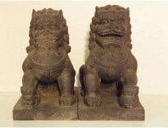 G1291-DG Garden. Keelung / Tempelleeuw 35 x 35 cm. set van 2 Dark-grey. Prijs is setprijs.