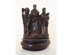 CD0044 Resin 3 goden. Hoogte : 13 cm.