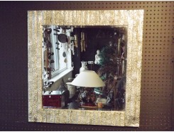 T20767 tableau spiegel vierkant in zilveren lijst. 80 x 80 cm.